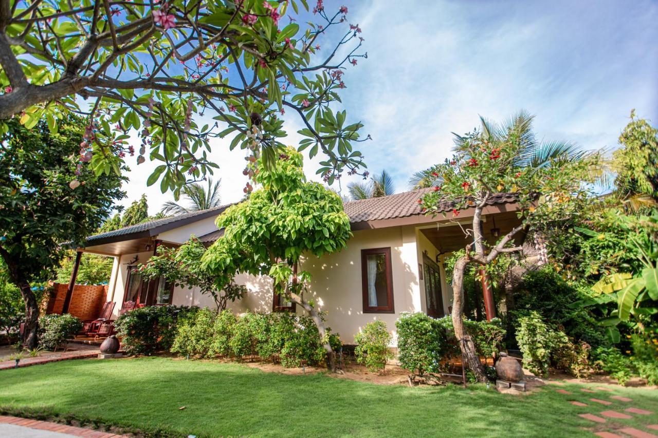 Bao Quynh Bungalow Phan Thiet Exterior photo